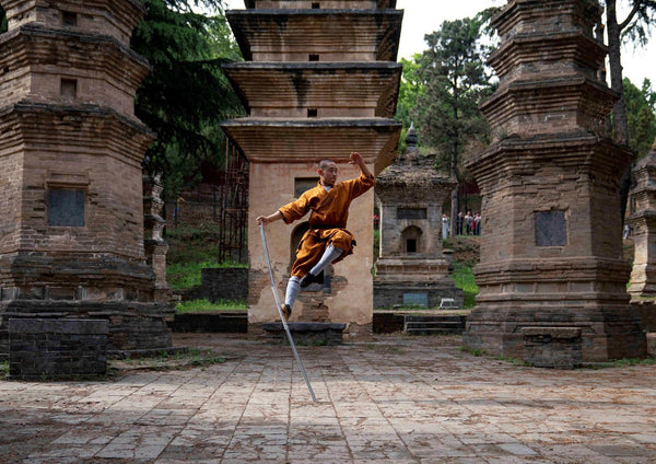 Shaolin training at the temple, photographed by Tian Ci, aka The Shaolin Disciple